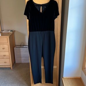 White House Black Market Velvet-Bodice Black Jumpsuit Size 12 Worn Once